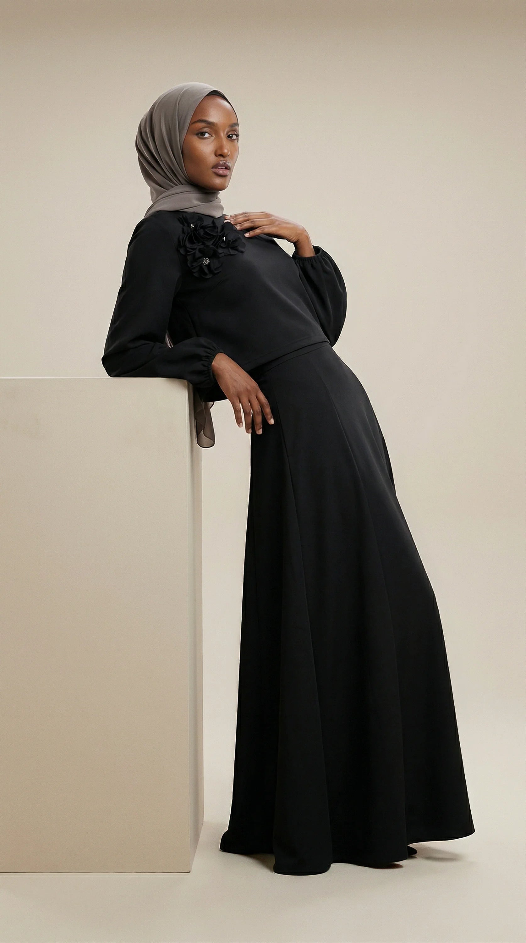 COHERA™ Rosette Skirt Set