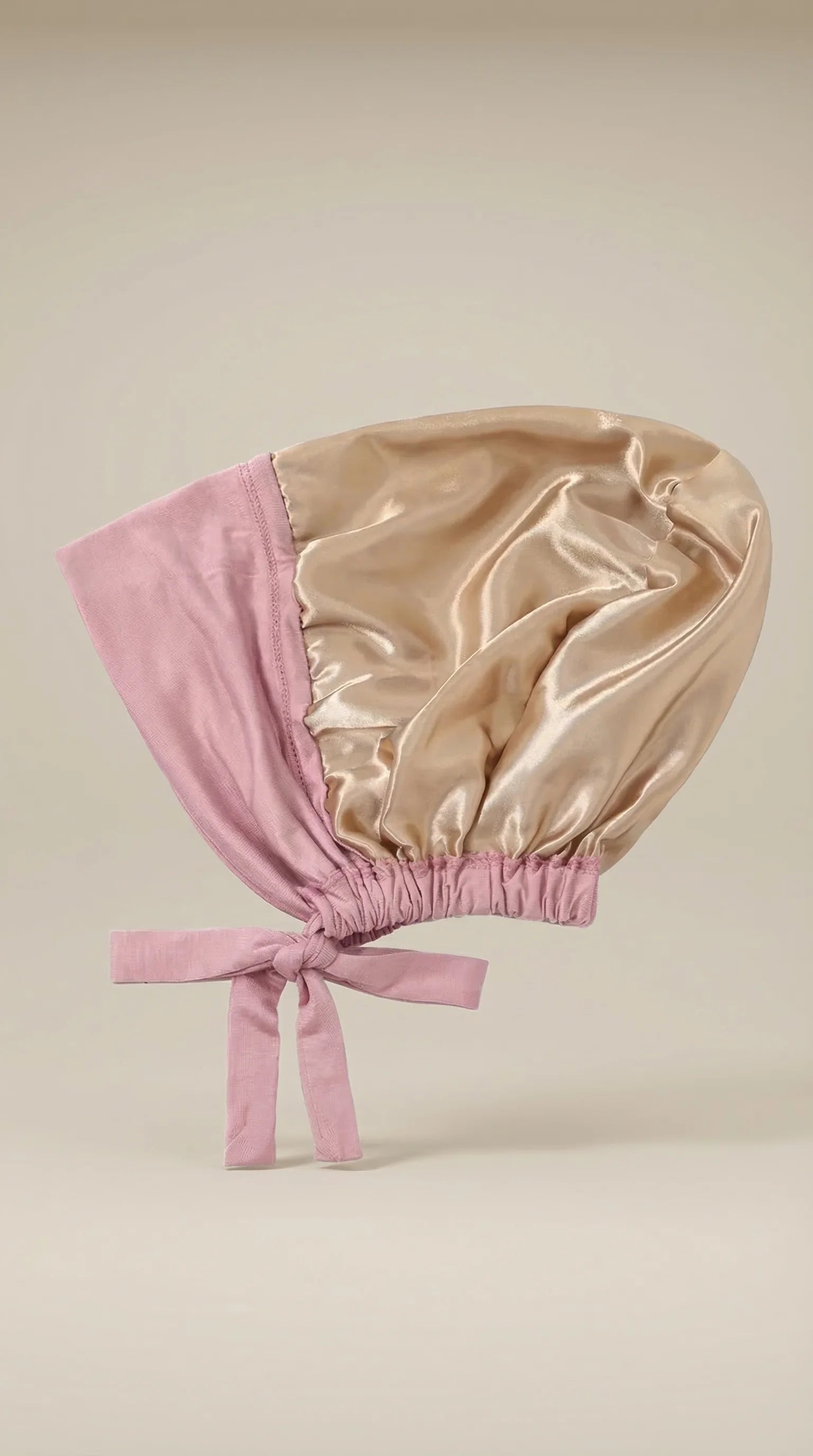 STAYPUT™ Satin-Lined Undercap