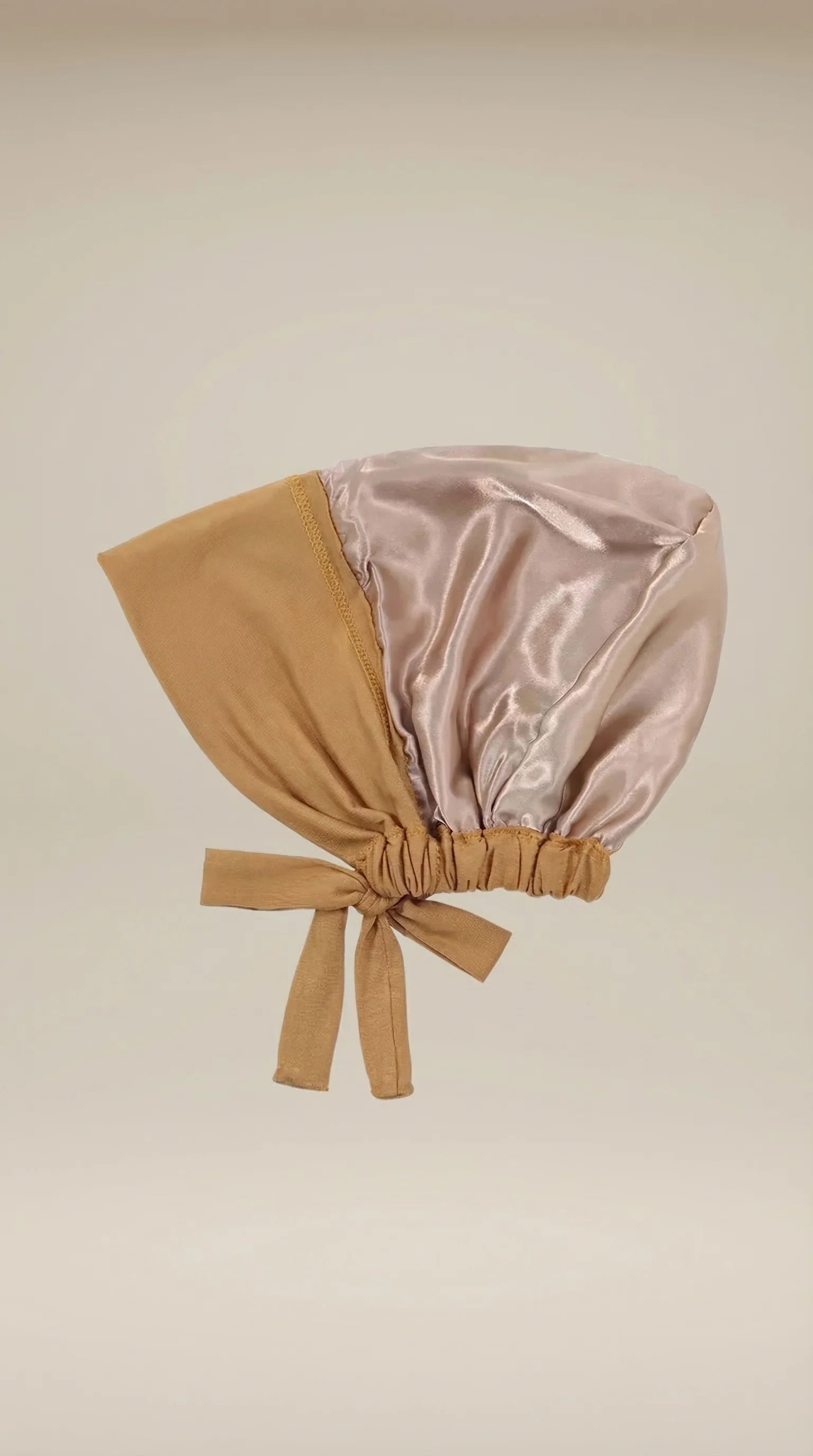 STAYPUT™ Satin-Lined Undercap