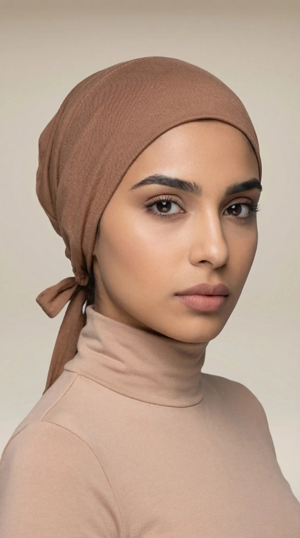 STAYPUT™ Satin-Lined Undercap