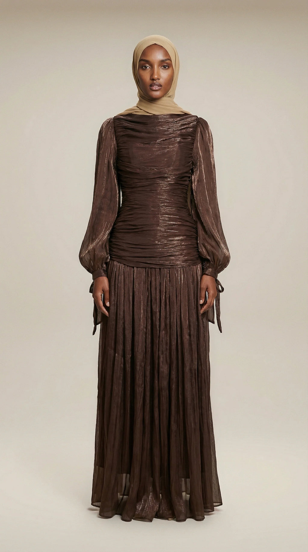 GALA-LUXE™ Ruched Lace-Back Abaya