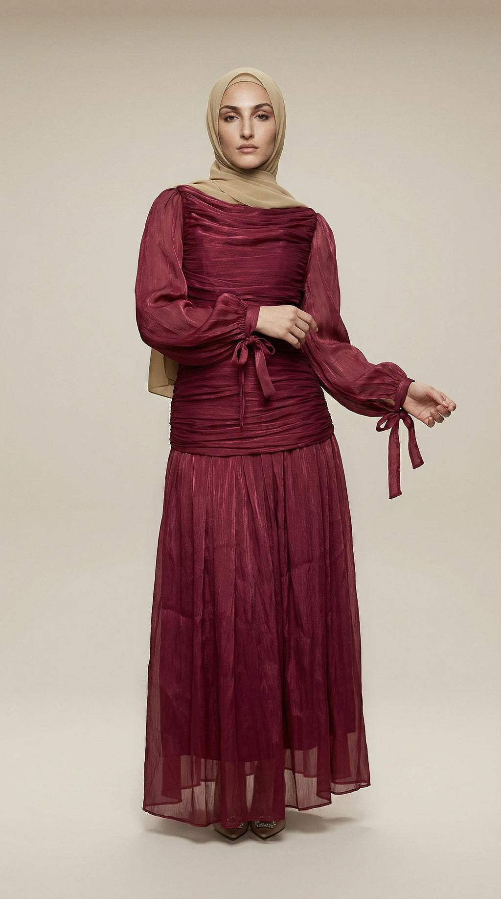 GALA-LUXE™ Ruched Lace-Back Abaya
