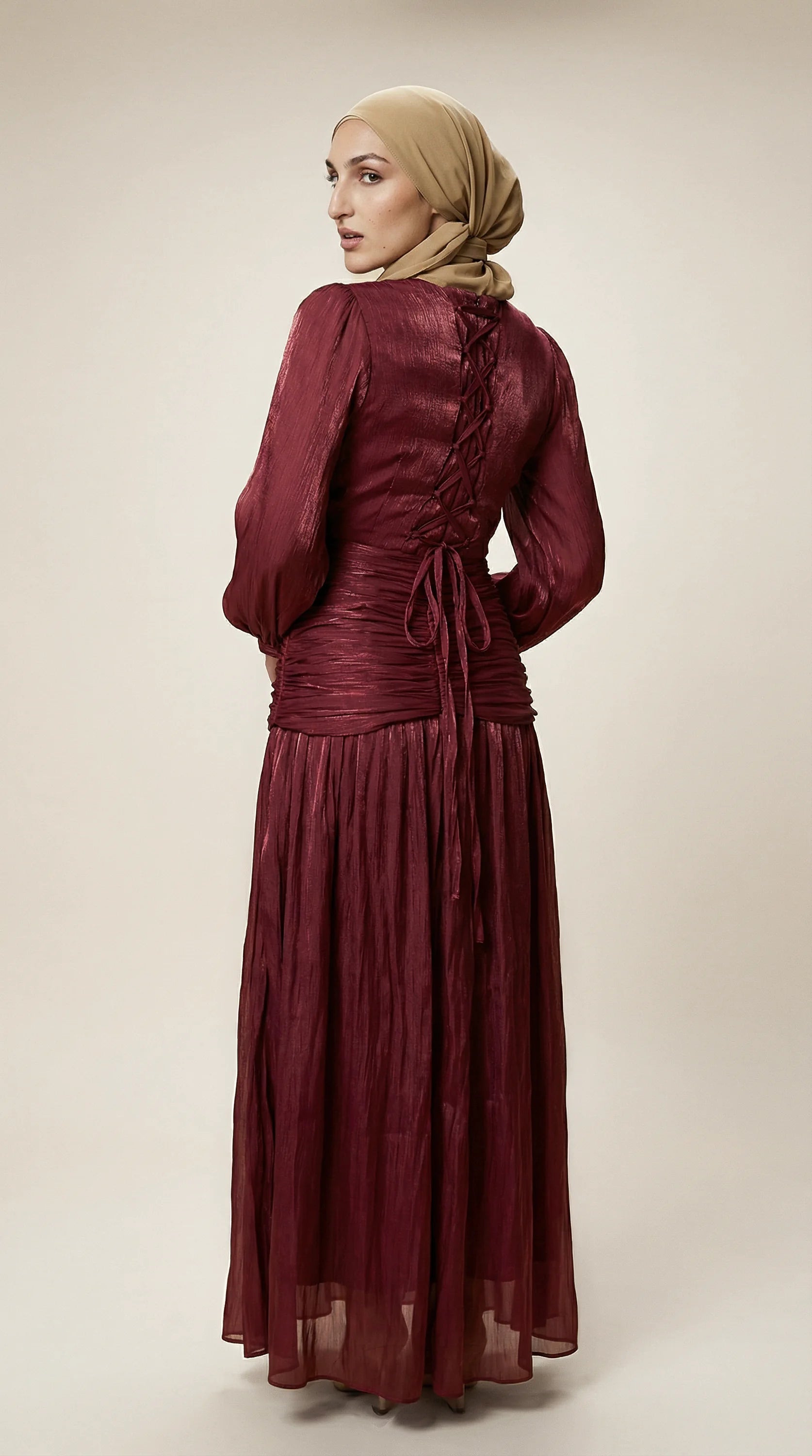 GALA-LUXE™ Ruched Lace-Back Abaya