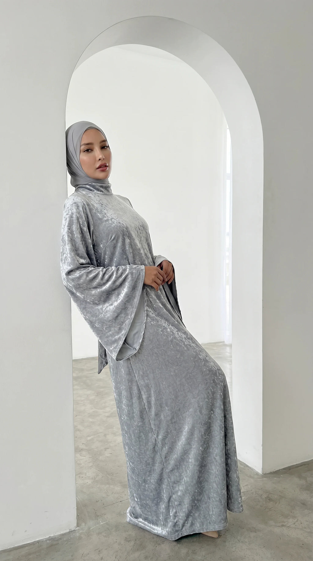 GALA-LUXE™ Satin Veil Sleeve Abaya